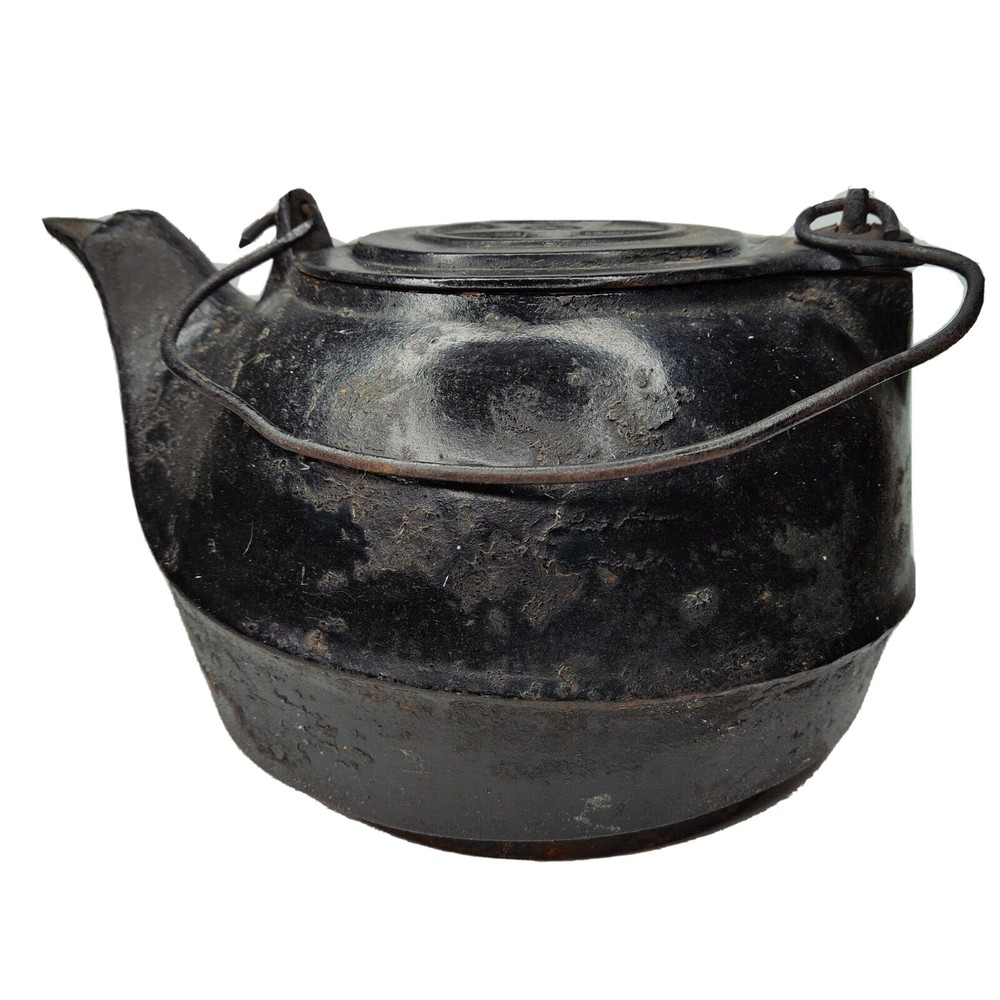 Vintage Cast Iron Tea Pot Kettle No. 8 Star Bird Spout Swivel Lid DISPLAY ONLY